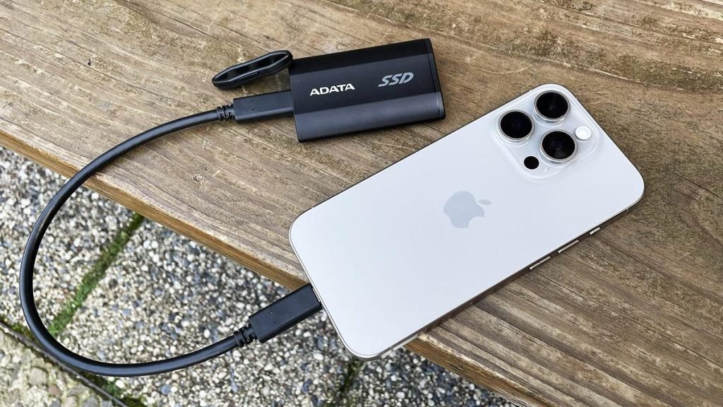 Best Mobile Accessories for Facebook Creators, Buyzivo