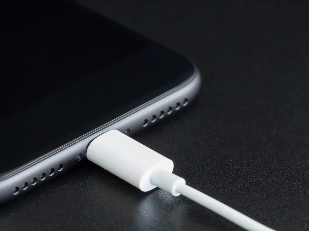 Best Chargers for iPhone 17-Buyzivo.com